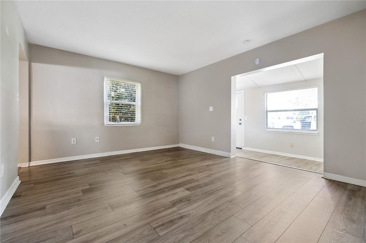 9314 N Ashley St - Photo 3 of 30