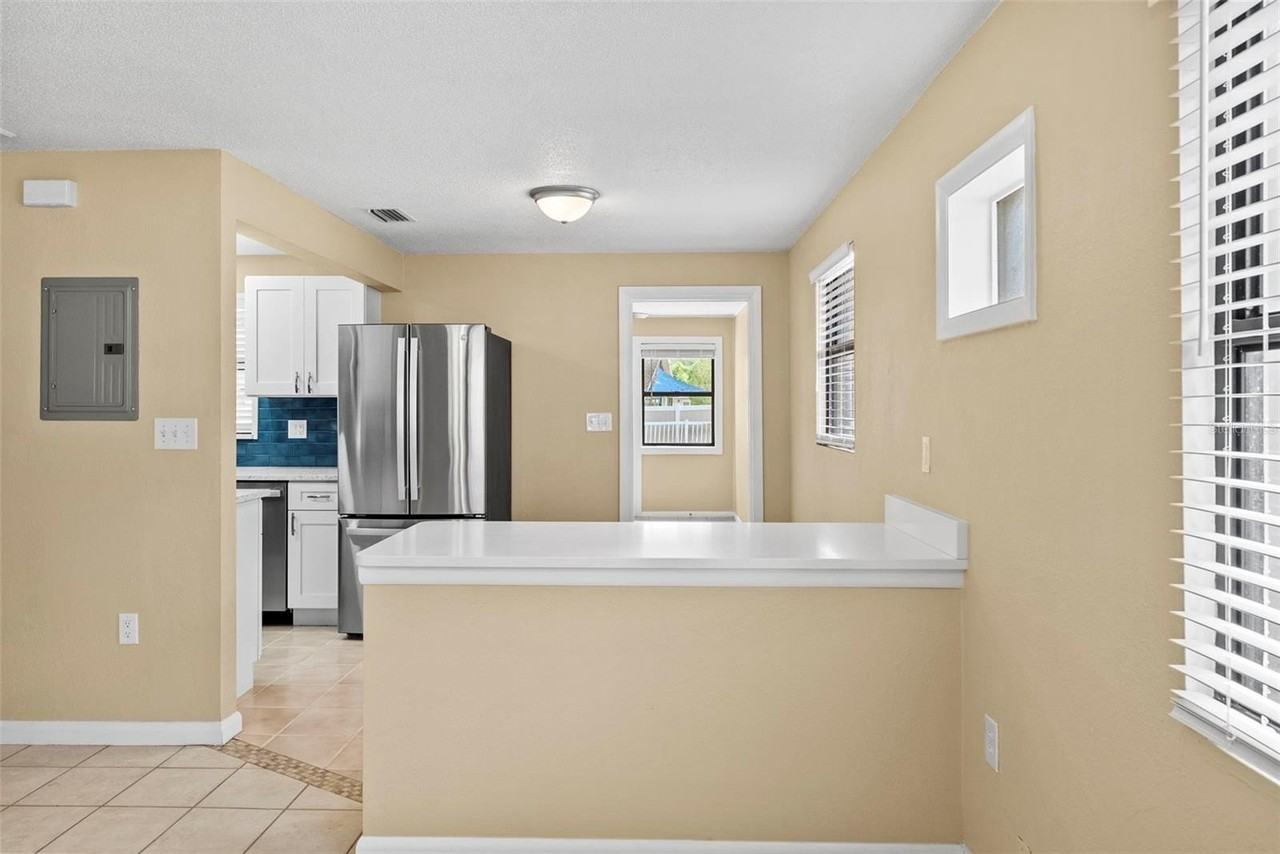 1193 & 1195 BASS BOULEVARD - Photo 7 of 36