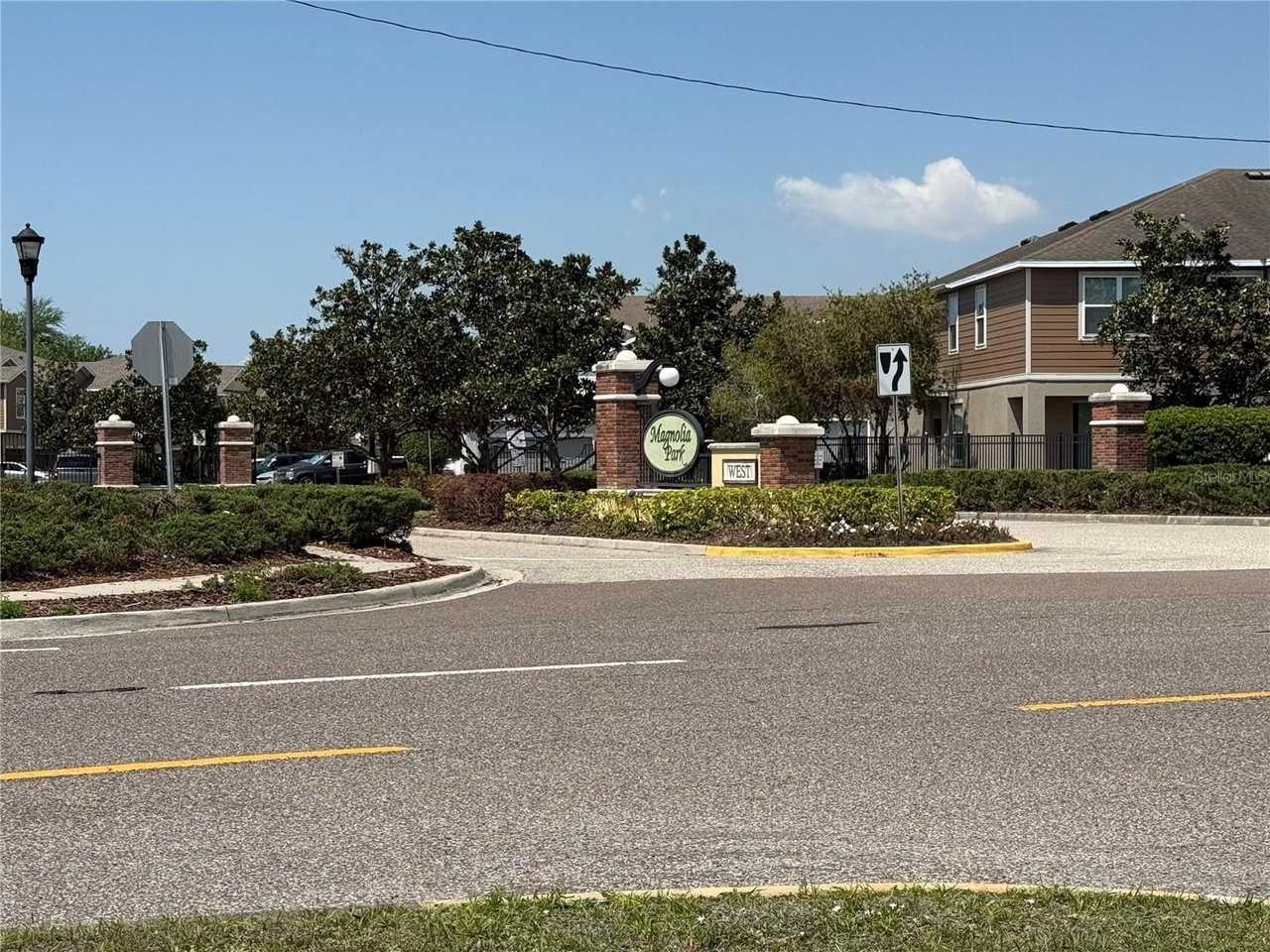 8827 Turnstone Haven Pl - Photo 2 of 15