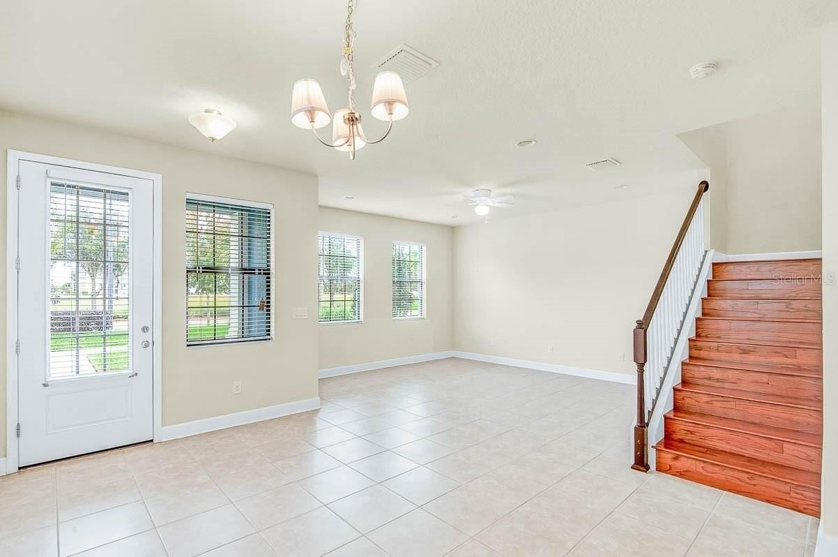 5816 Village Center Dr - Photo 6 of 36