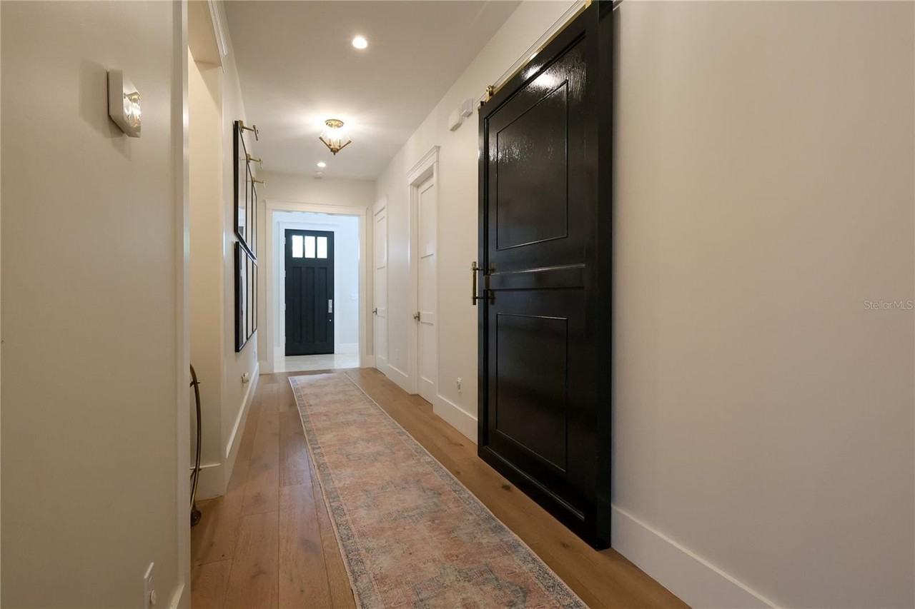 2402 W Parkland Blvd - Photo 7 of 45