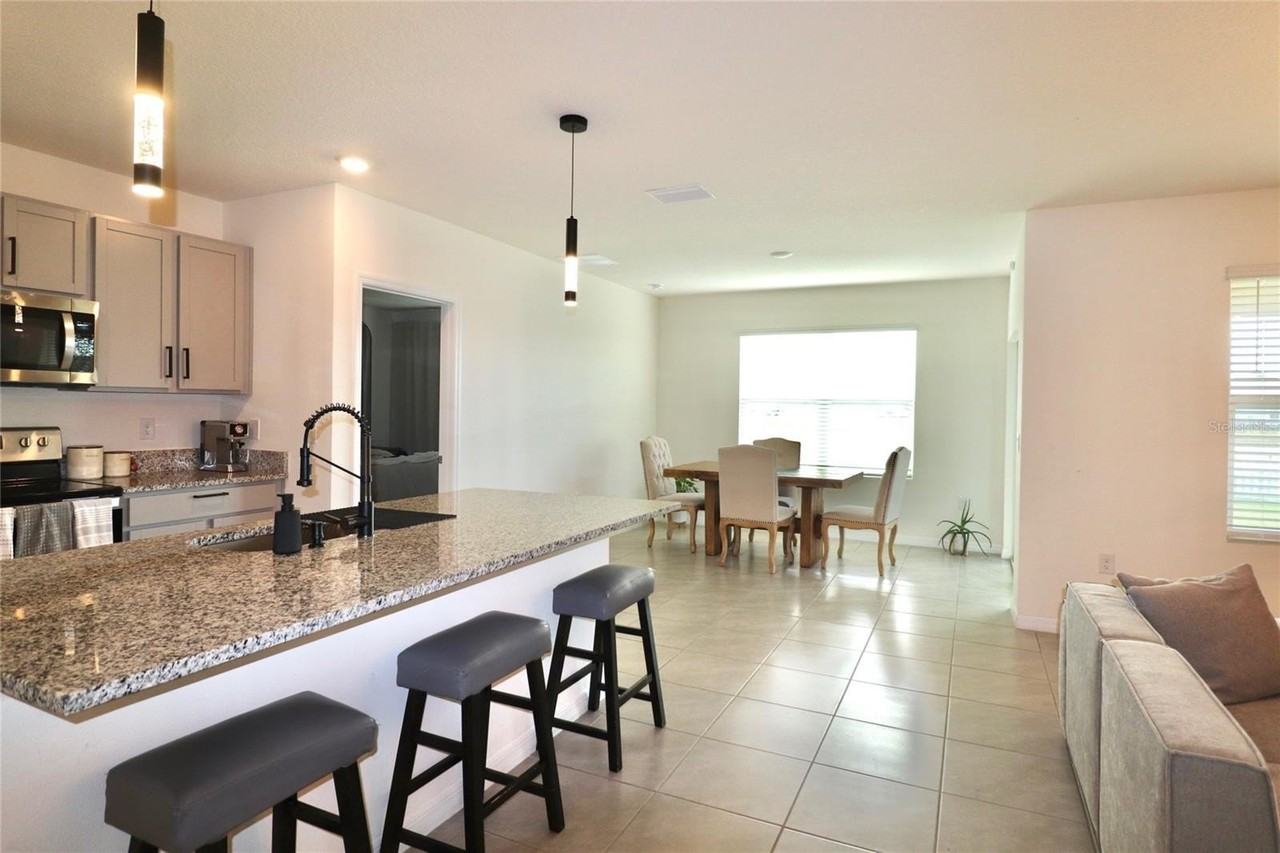 8341 Ender Hills Dr - Photo 4 of 14