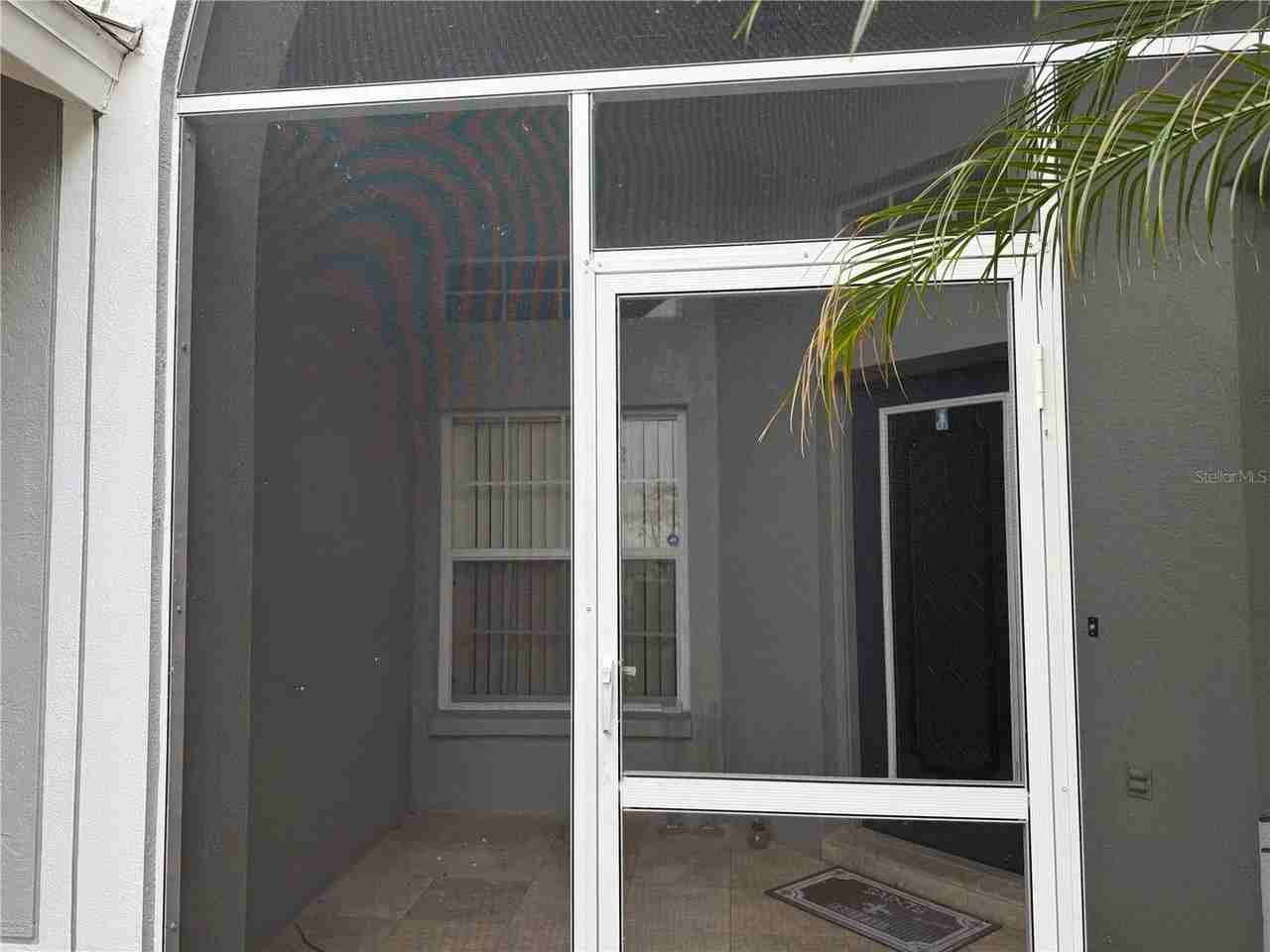 10457 Crestfield Dr - Photo 2 of 16