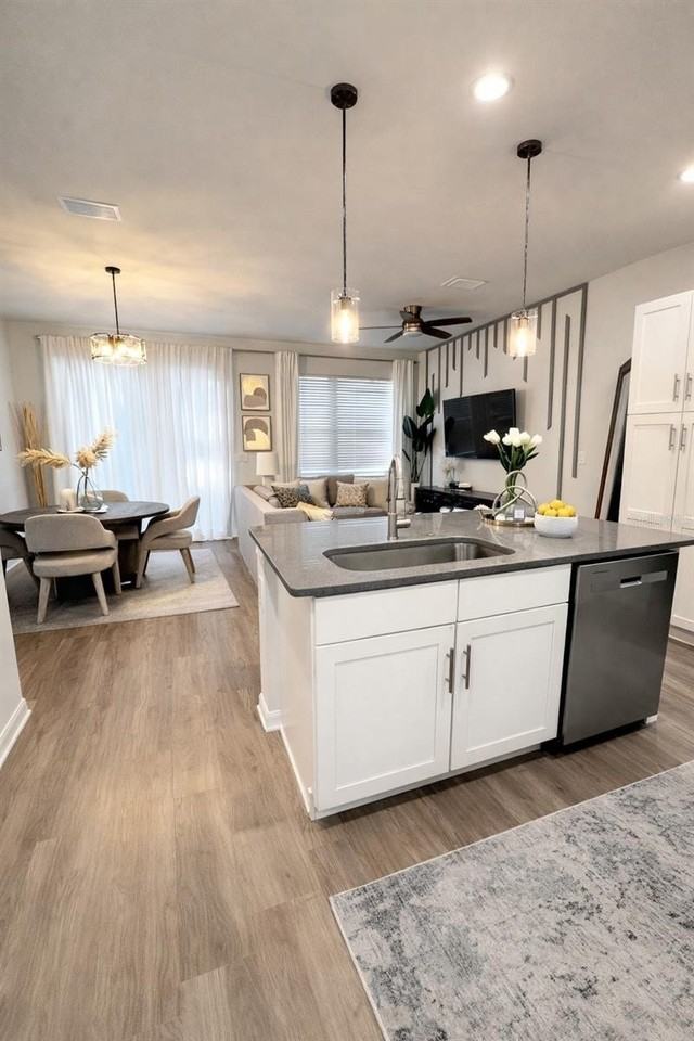 3413 E Louisiana Ave #2 - Photo 4 of 9