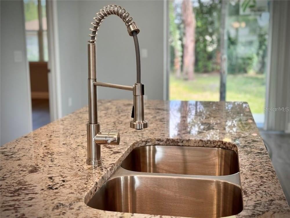 4529 W Gore Ave - Photo 3 of 20