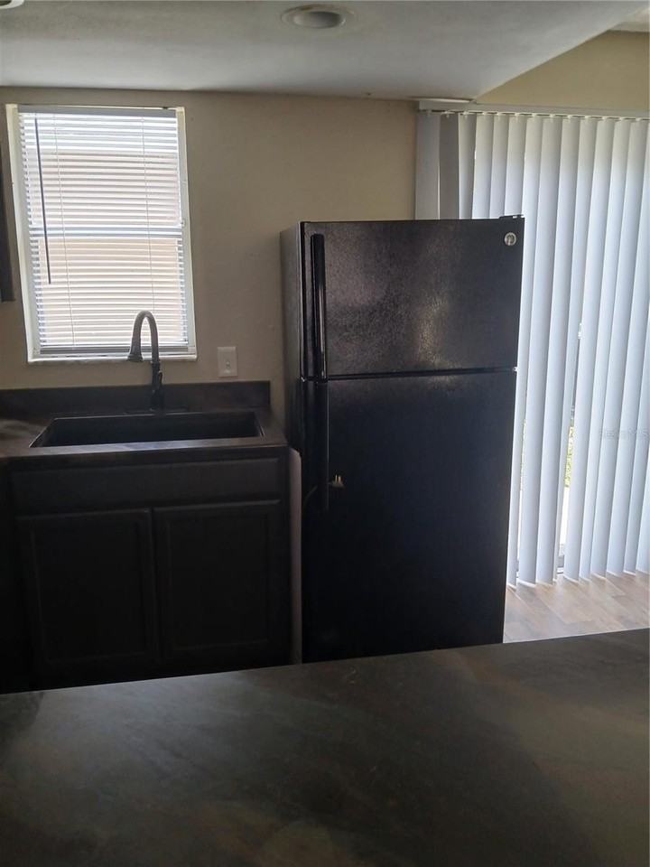 5704 Illinois Ave - Photo 7 of 14