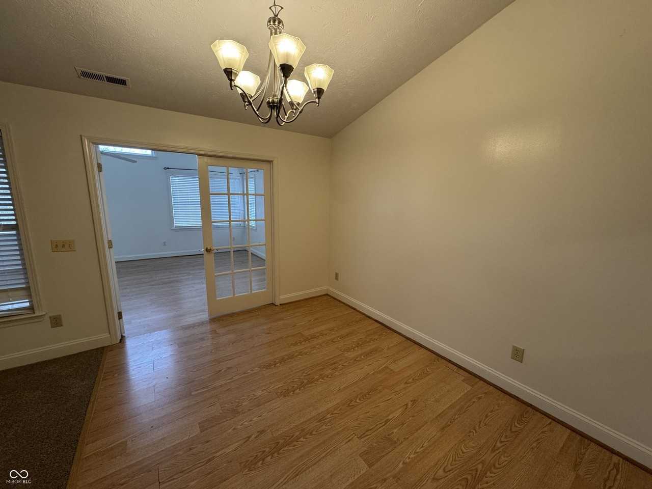 5632 Rains Ln - Photo 7 of 24