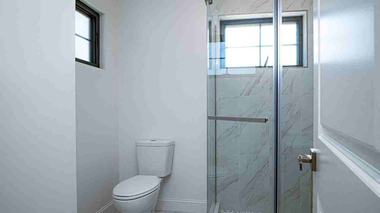 295 Murlagan Ave - Photo 6 of 10