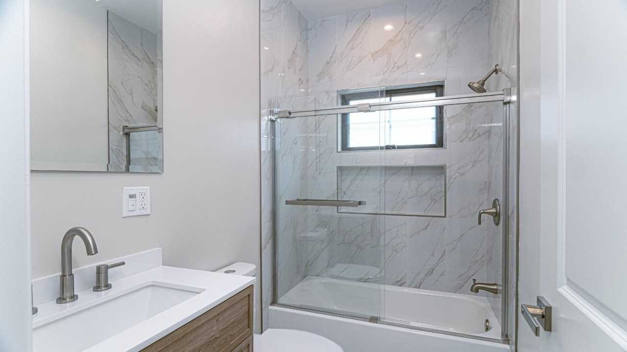 295 Murlagan Ave - Photo 7 of 10