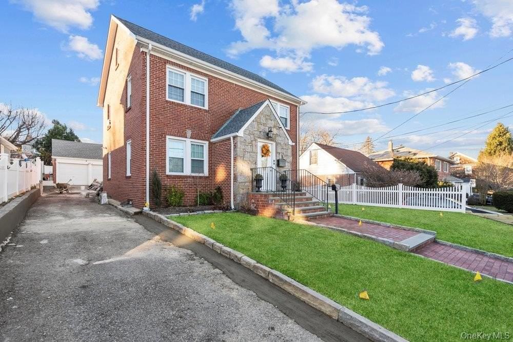 9 George Street unit: Lower - Photo 3 of 30