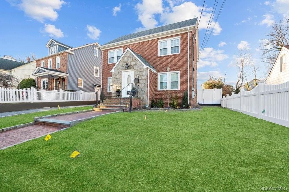 9 George Street unit: Lower - Photo 4 of 30