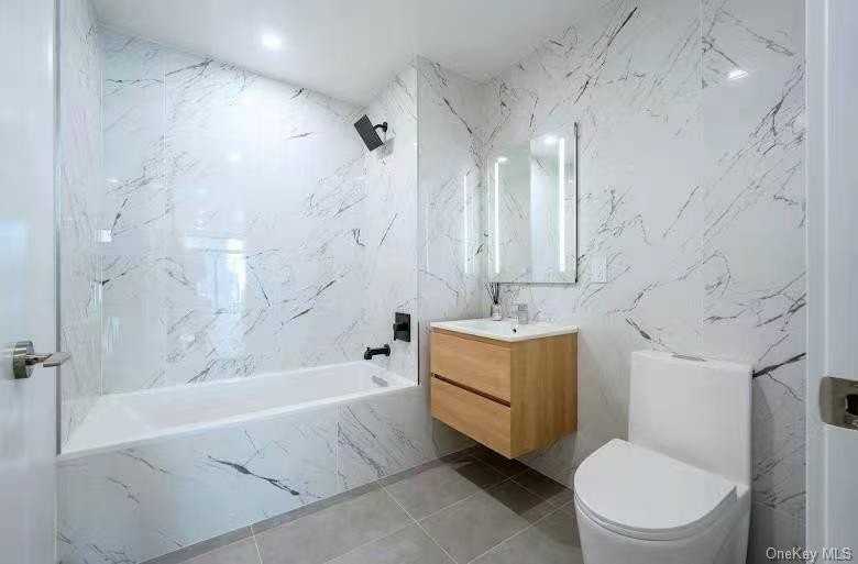 13416 35th Ave Unit 7e - Photo 4 of 10