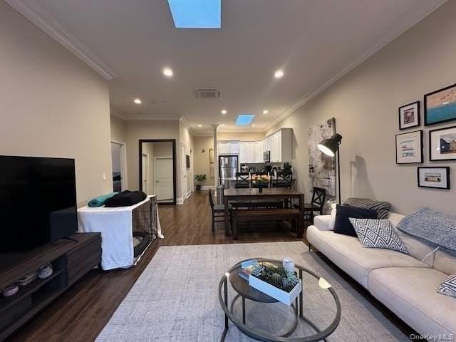 50-2K Stewart Ave Apt 2k - Photo 4 of 12