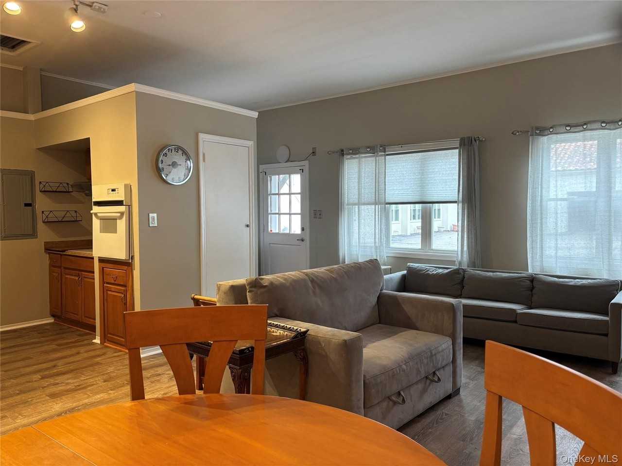 158 Horseshoe Rd - Photo 3 of 10