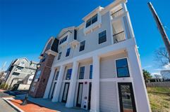 1100 New York Ave Apt 204 - Photo 1 of 1