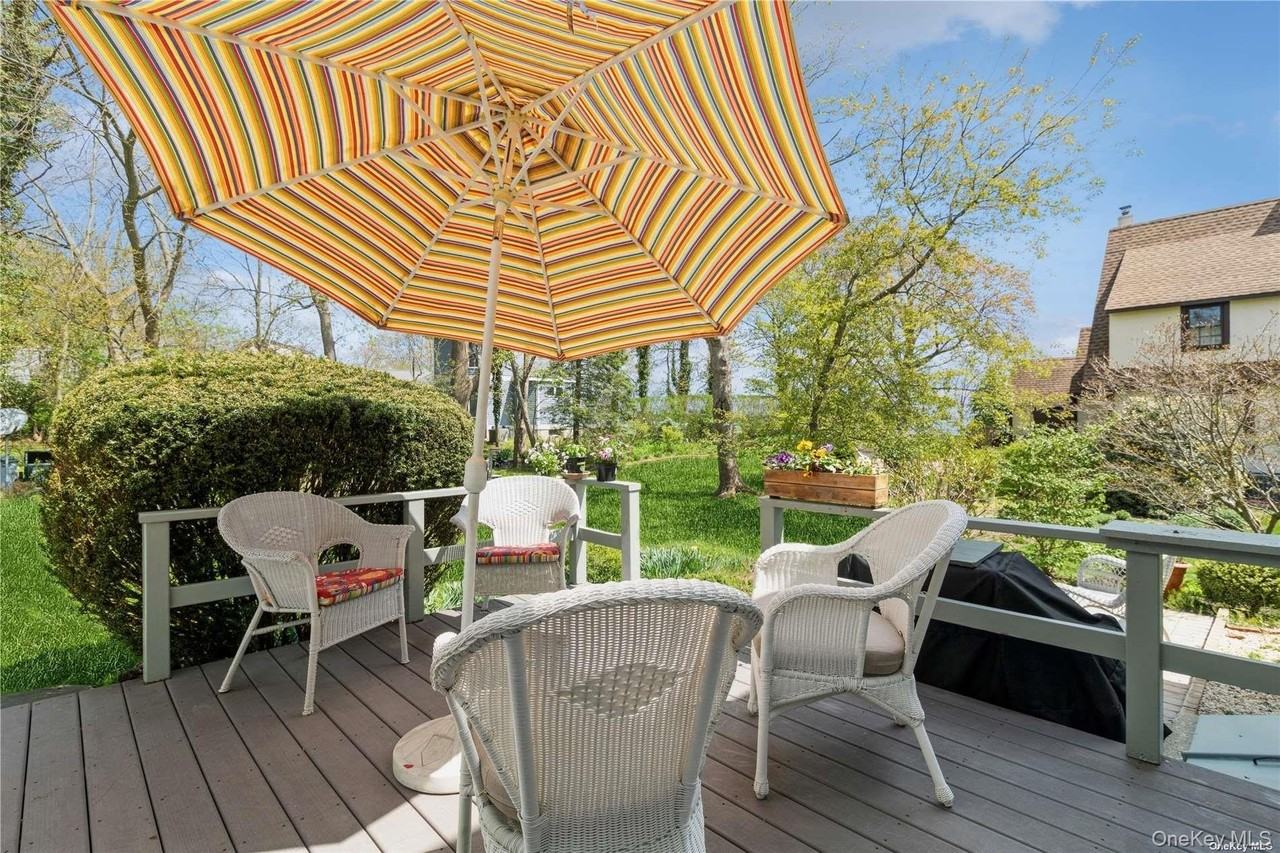 695 Rogers Rd - Photo 5 of 20