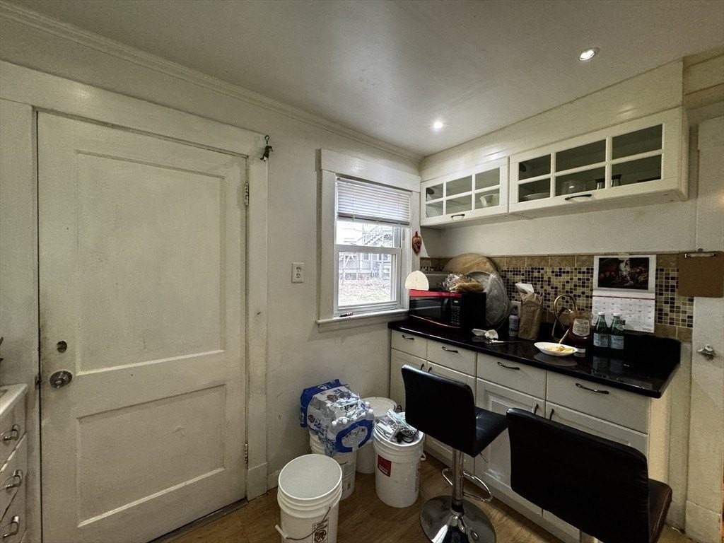 42 Florence St Unit 1 - Photo 6 of 9