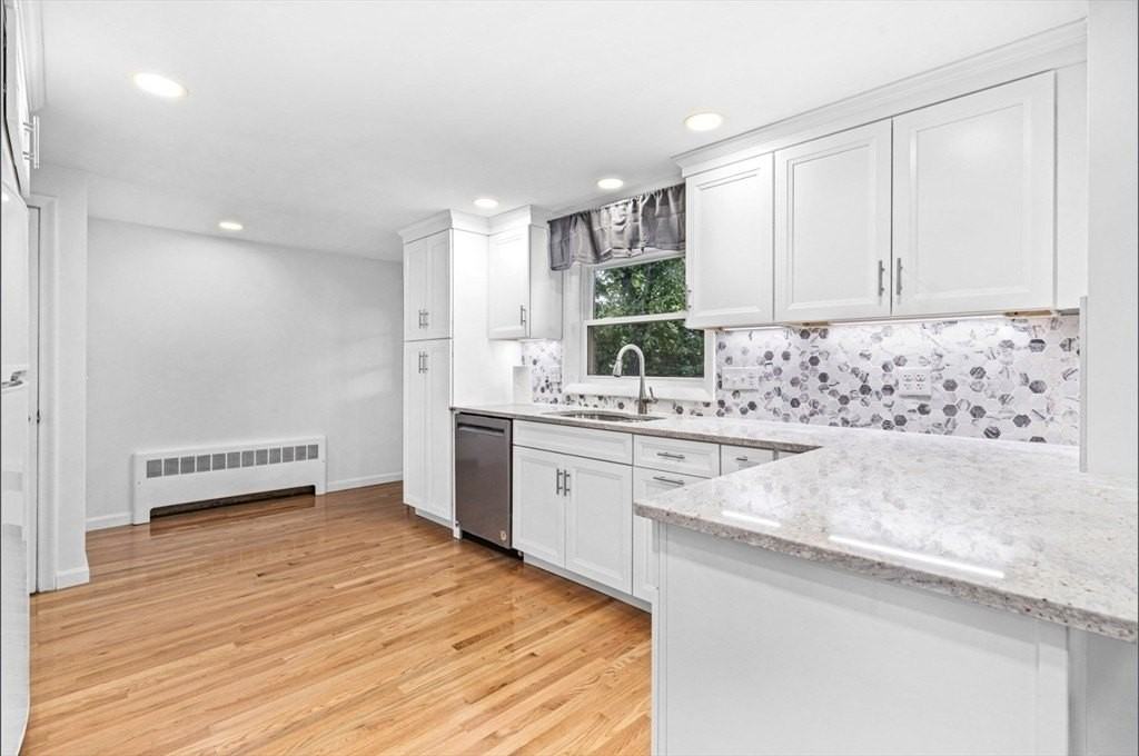 253 Linden St Unit 253 - Photo 5 of 21