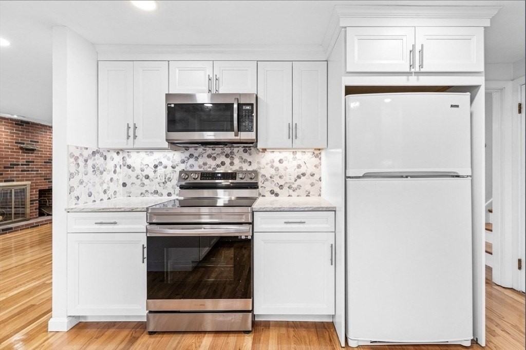 253 Linden St Unit 253 - Photo 6 of 21