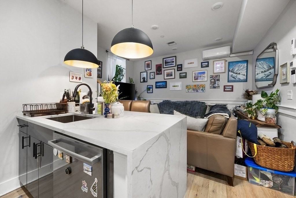 300 Somerville Ave Unit D - Photo 4 of 12