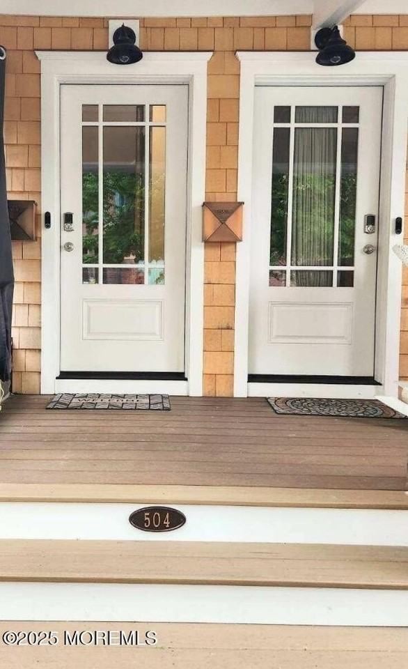 504 Emory St Unit 2 - Photo 5 of 35