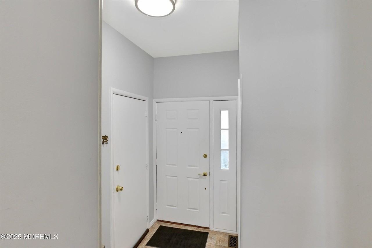 14 Hialeah - Photo 5 of 49