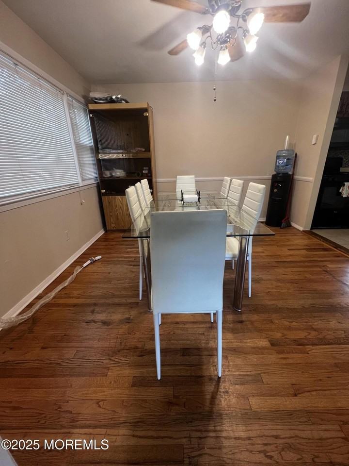 50 Whale Pond Rd - Photo 3 of 11