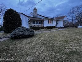 featured image of 499 W Park Ave