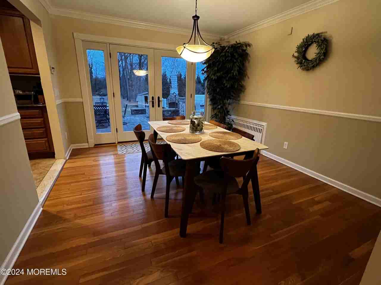 499 W Park Ave - Photo 7 of 23