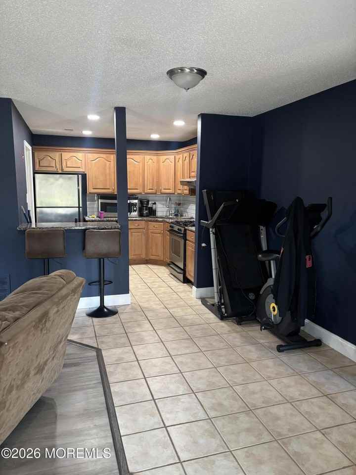 14-1 Providence Ct - Photo 3 of 13