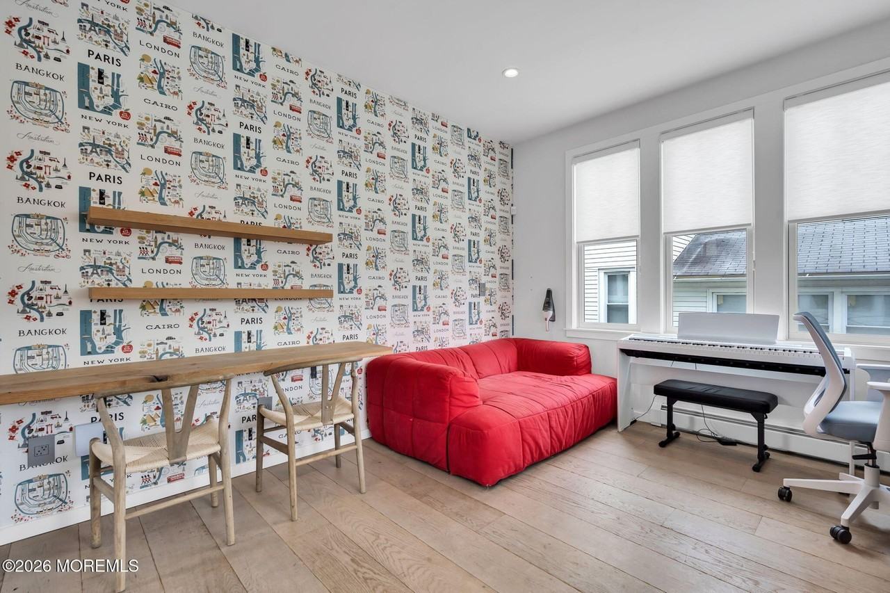 213 9th Ave - Photo 5 of 40