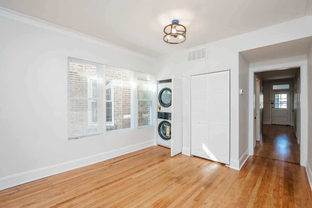 2136 N Avers Ave Unit 2 - Photo 6 of 21