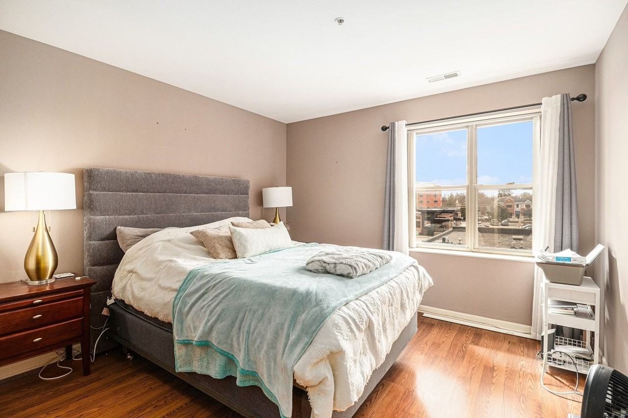 57 E Hattendorf Ave Apt 304 - Photo 5 of 11