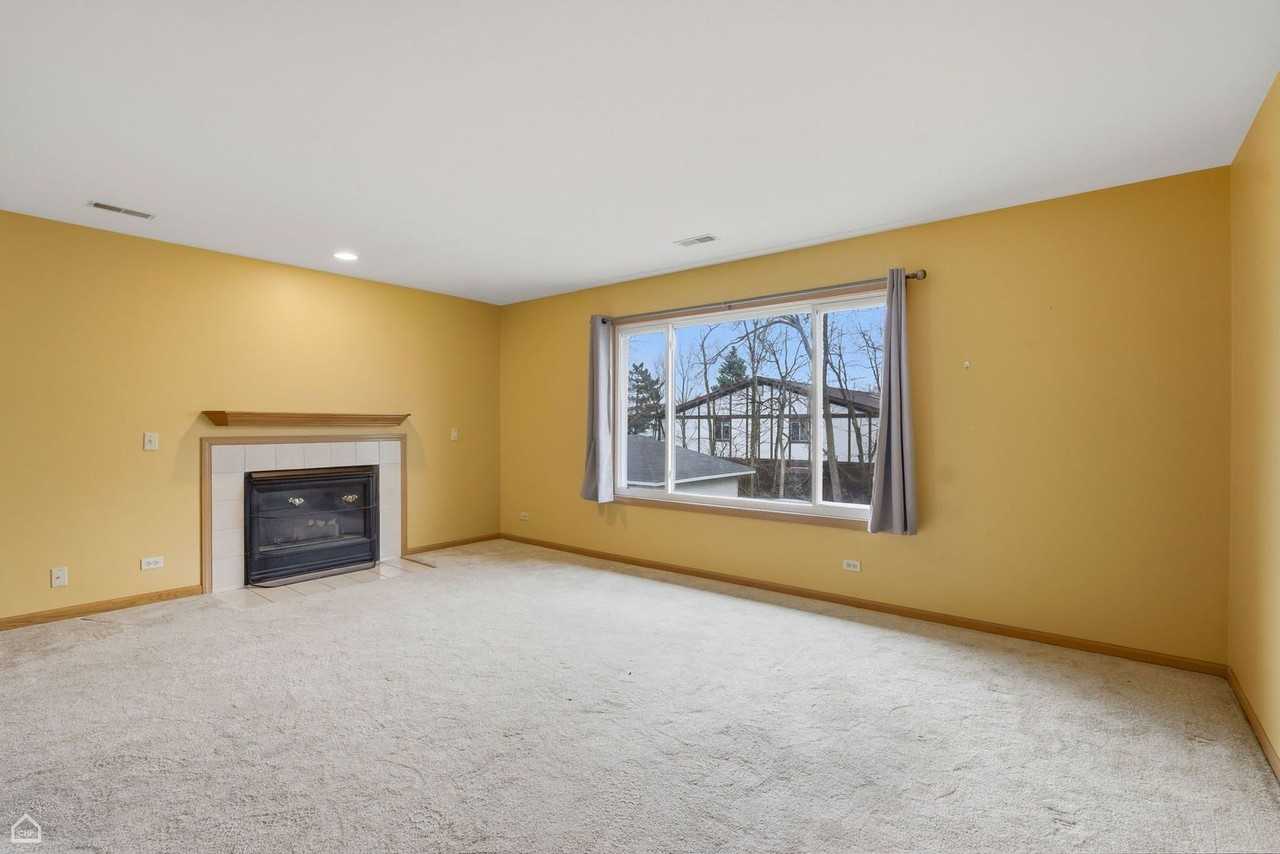 490 Westwood Ct Apt D - Photo 6 of 24