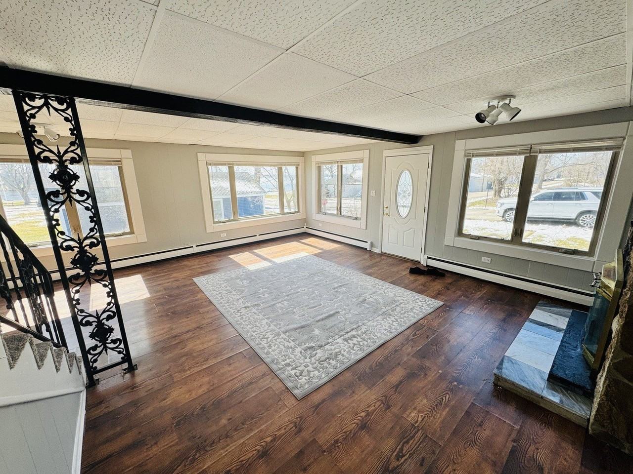 42129 N 2nd Ave - Photo 3 of 16