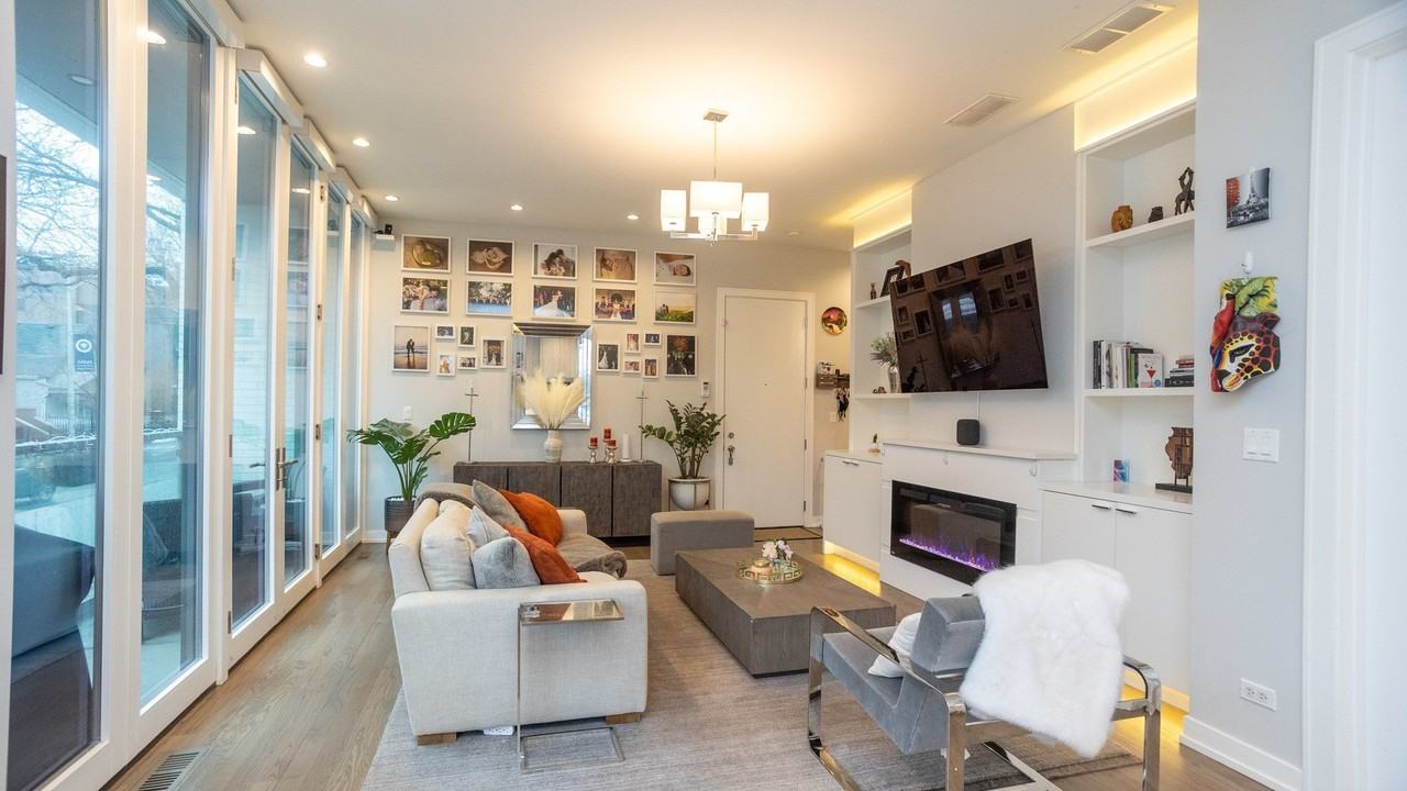 1947 W Diversey Pkwy Apt 1w - Photo 4 of 26