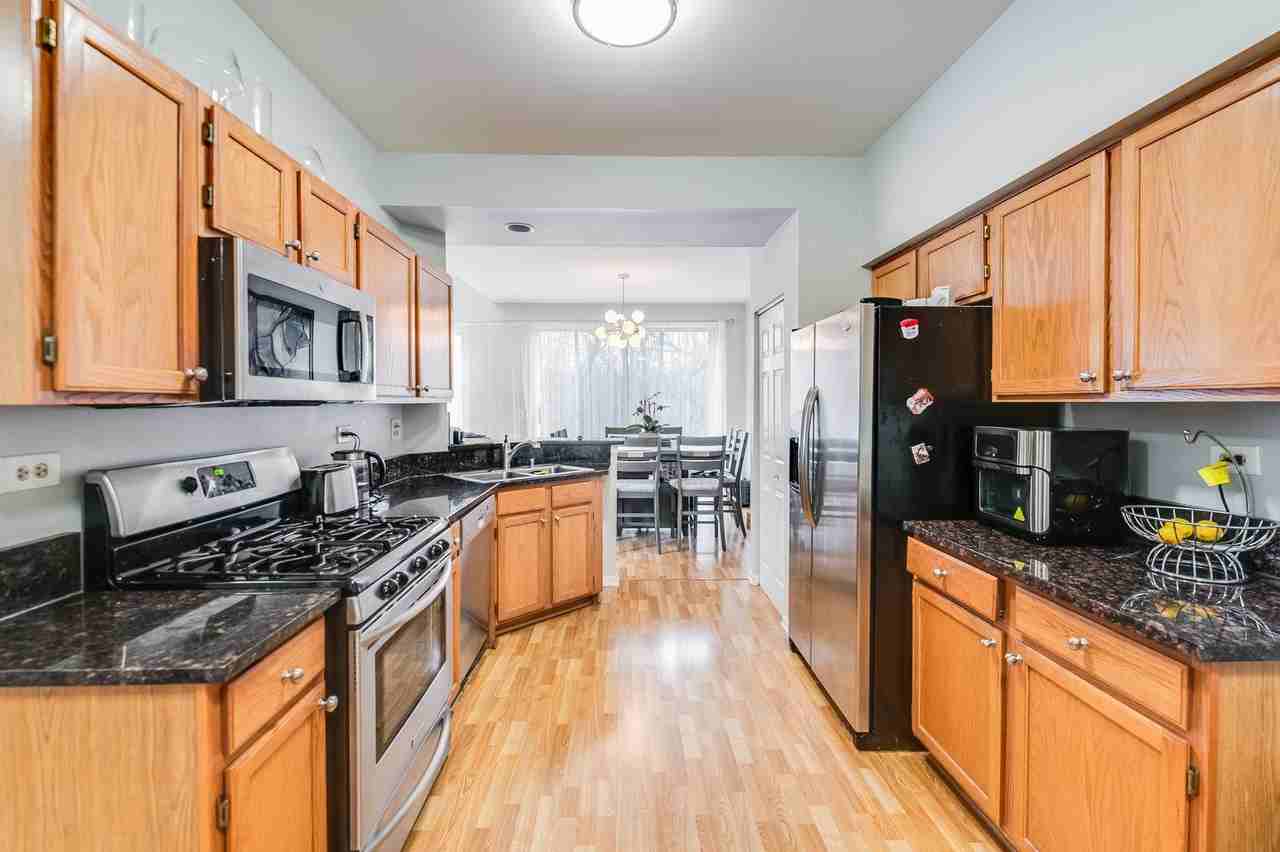 8257 Ripple Rdg - Photo 4 of 11