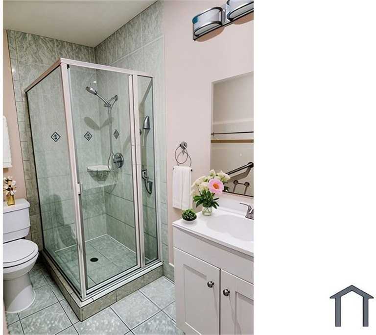 12916 Bloomfield Ave - Photo 4 of 12