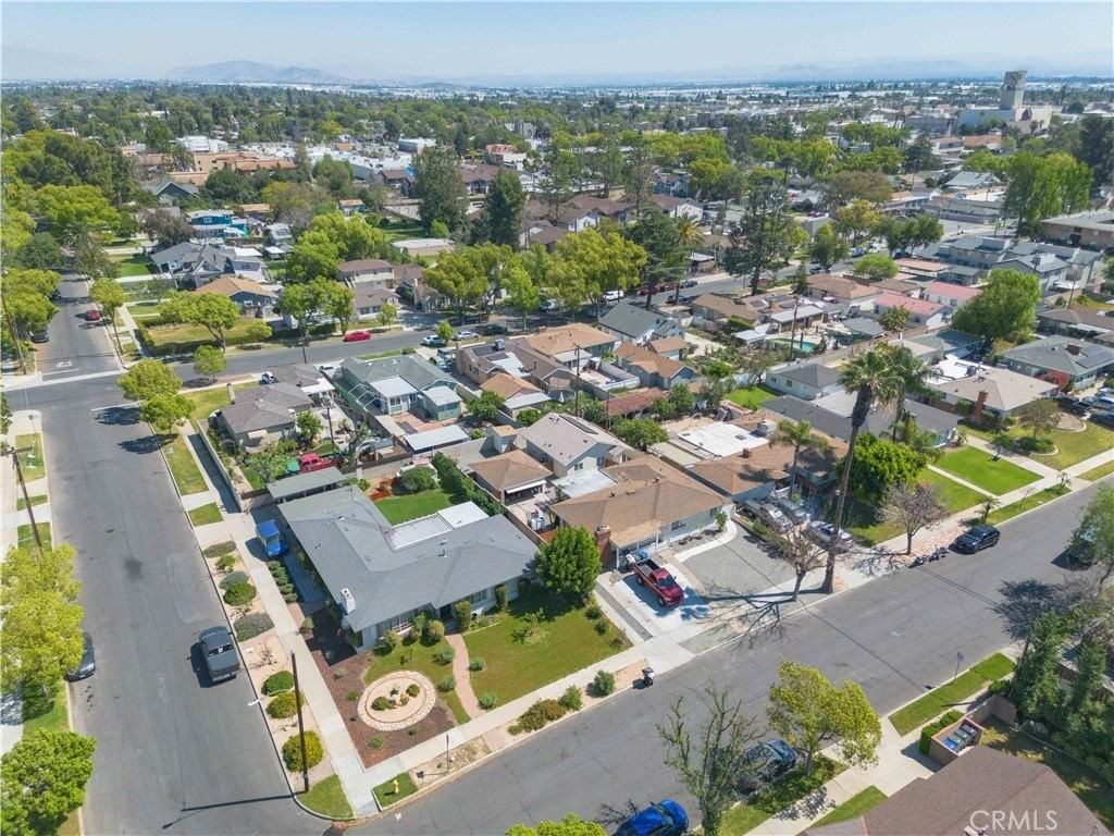 750 N Bonita Ct #B - Photo 6 of 27