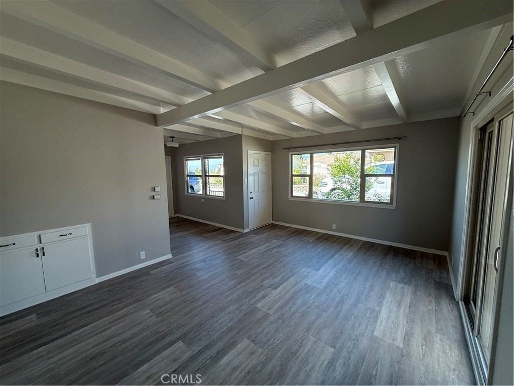 1342 Opal Ave - Photo 4 of 24