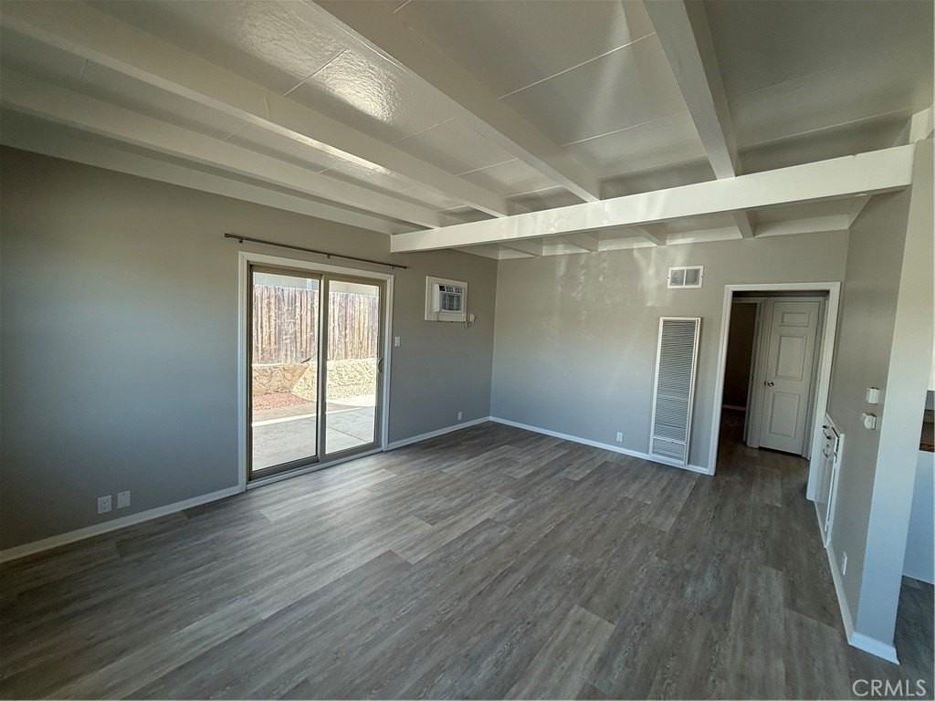 1342 Opal Ave - Photo 5 of 24