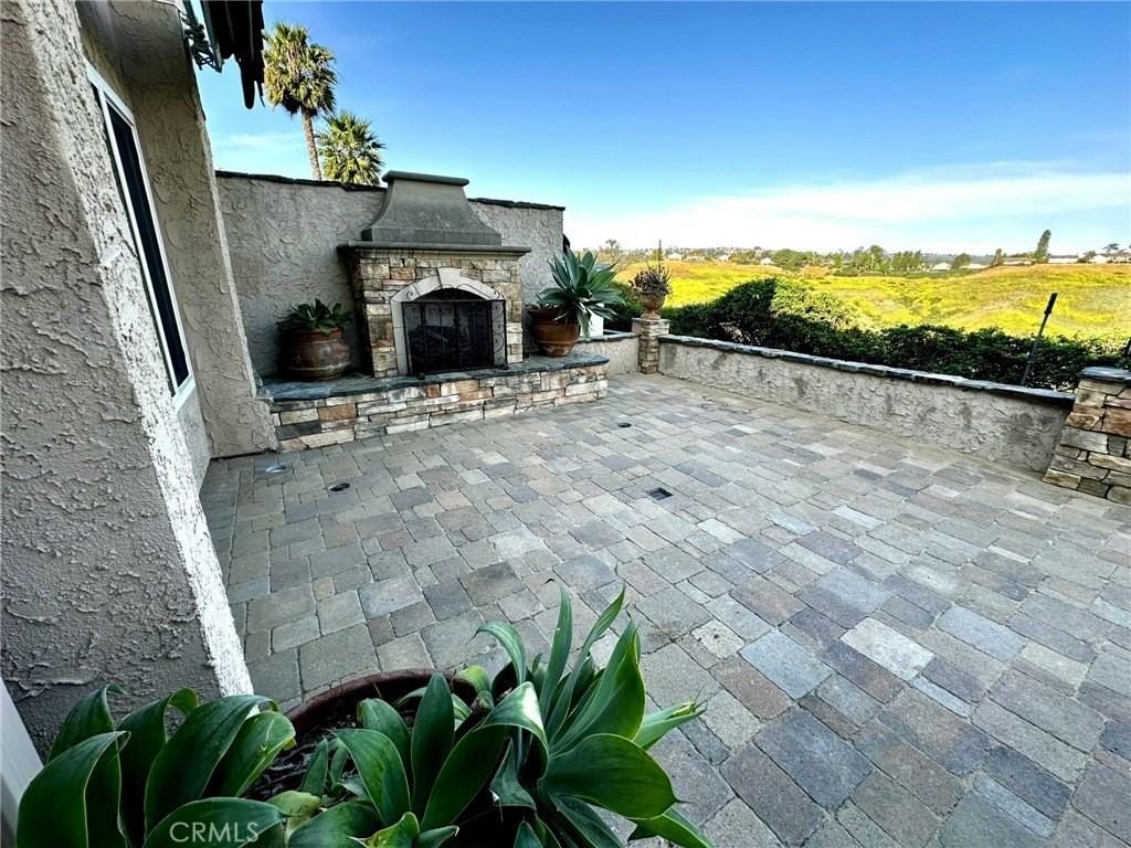 24335 Park Place Dr - Photo 2 of 50