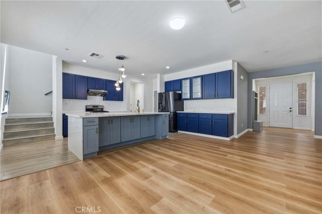 S Via Vis - Photo 4 of 25