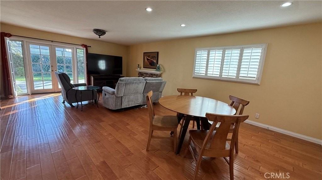 8422 Munster Dr - Photo 2 of 20