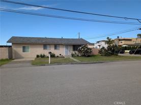 379 N 3rd St - Photo 1 of 1