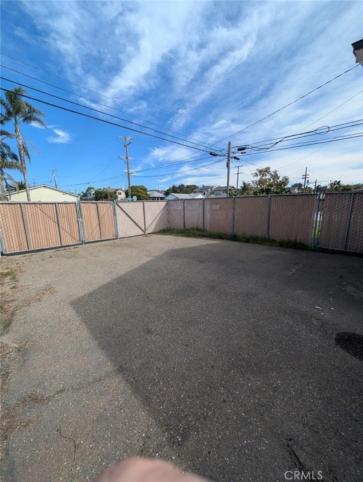 379 N 3rd St - Photo 3 of 25