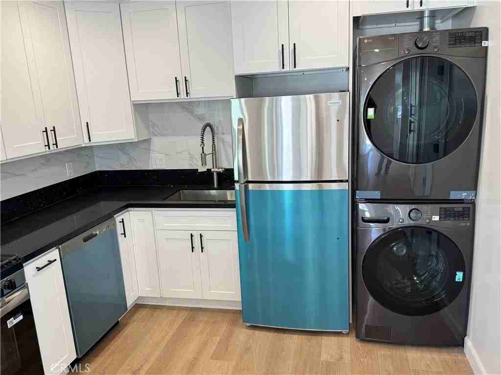 6882 San Paco Cir #B - Photo 4 of 14