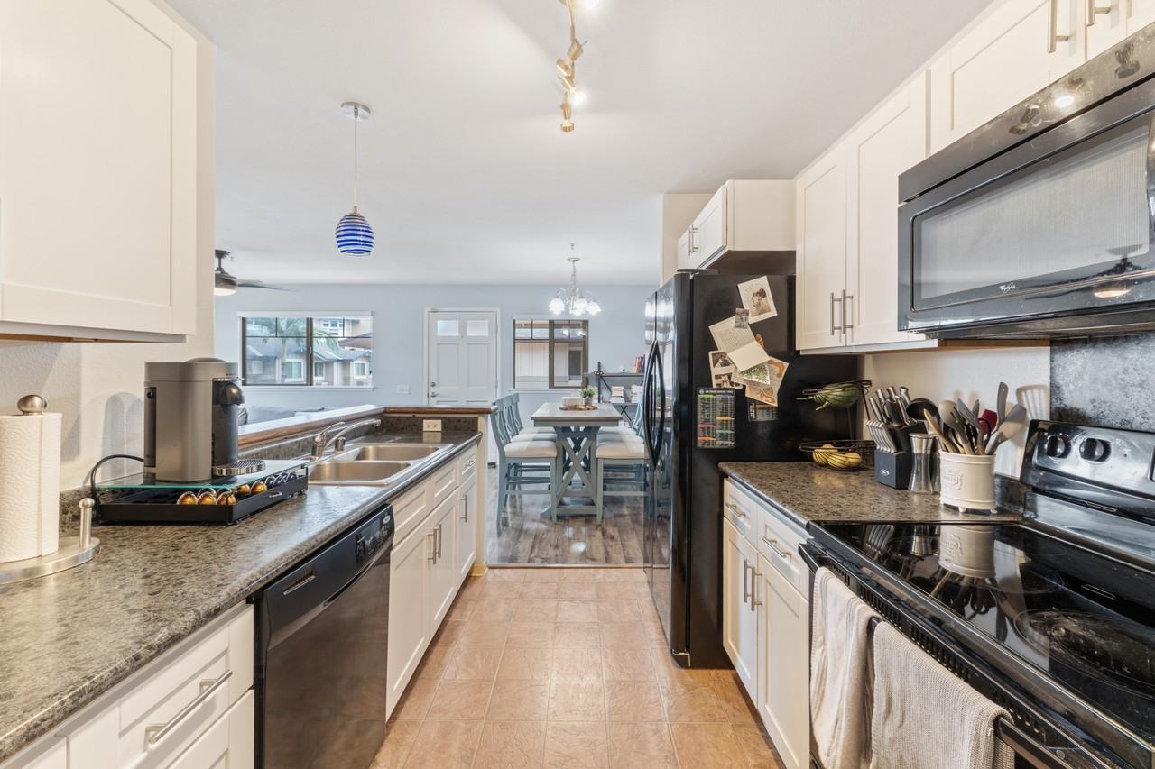 91-1015 Kamaaha Ave #1 - Photo 7 of 25