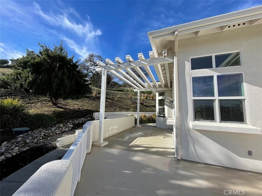 8560 Corriente Rd - Photo 7 of 50