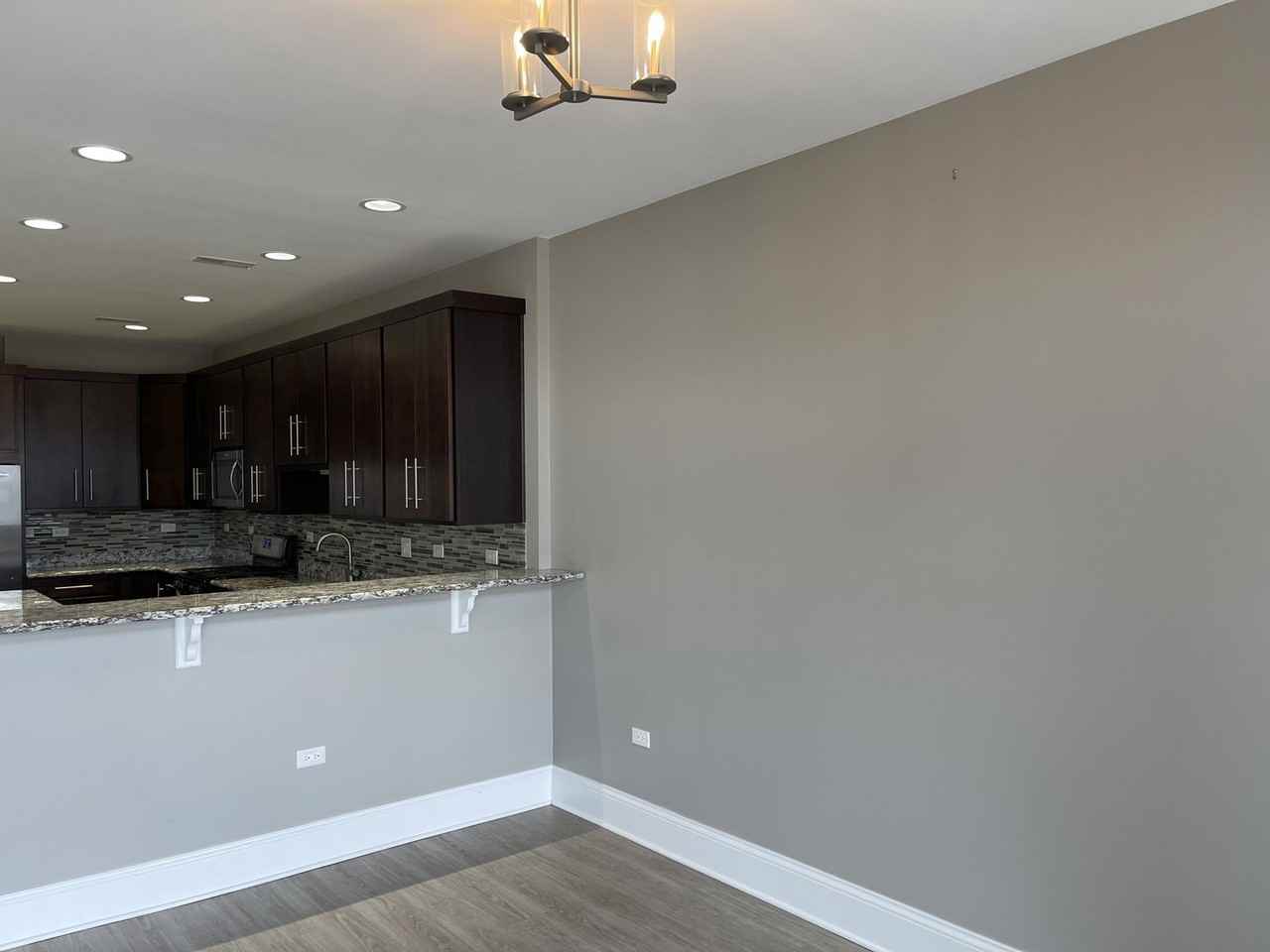 4853 N Western Ave #2 - Photo 5 of 8